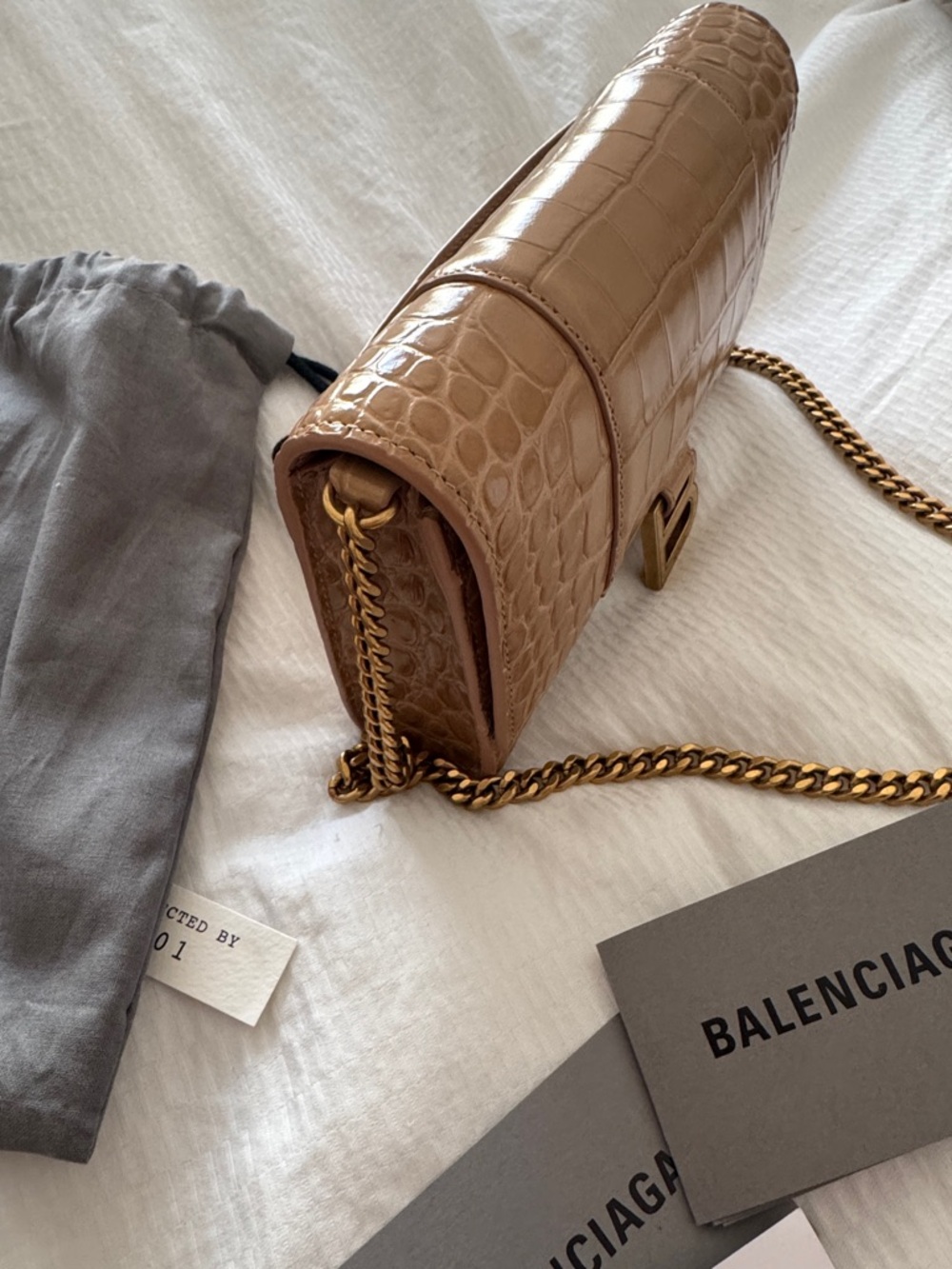 Balenciaga Tan Croc-Embossed Hourglass Chain Wallet - Picture 6 of 7
